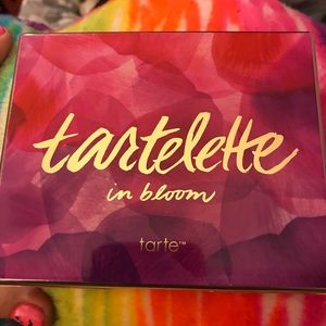 Tartelette in Bloom palette
